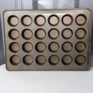 Aluminum Muffin Pan